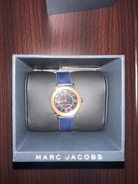 Marc Jacobs Black Box with White Logo